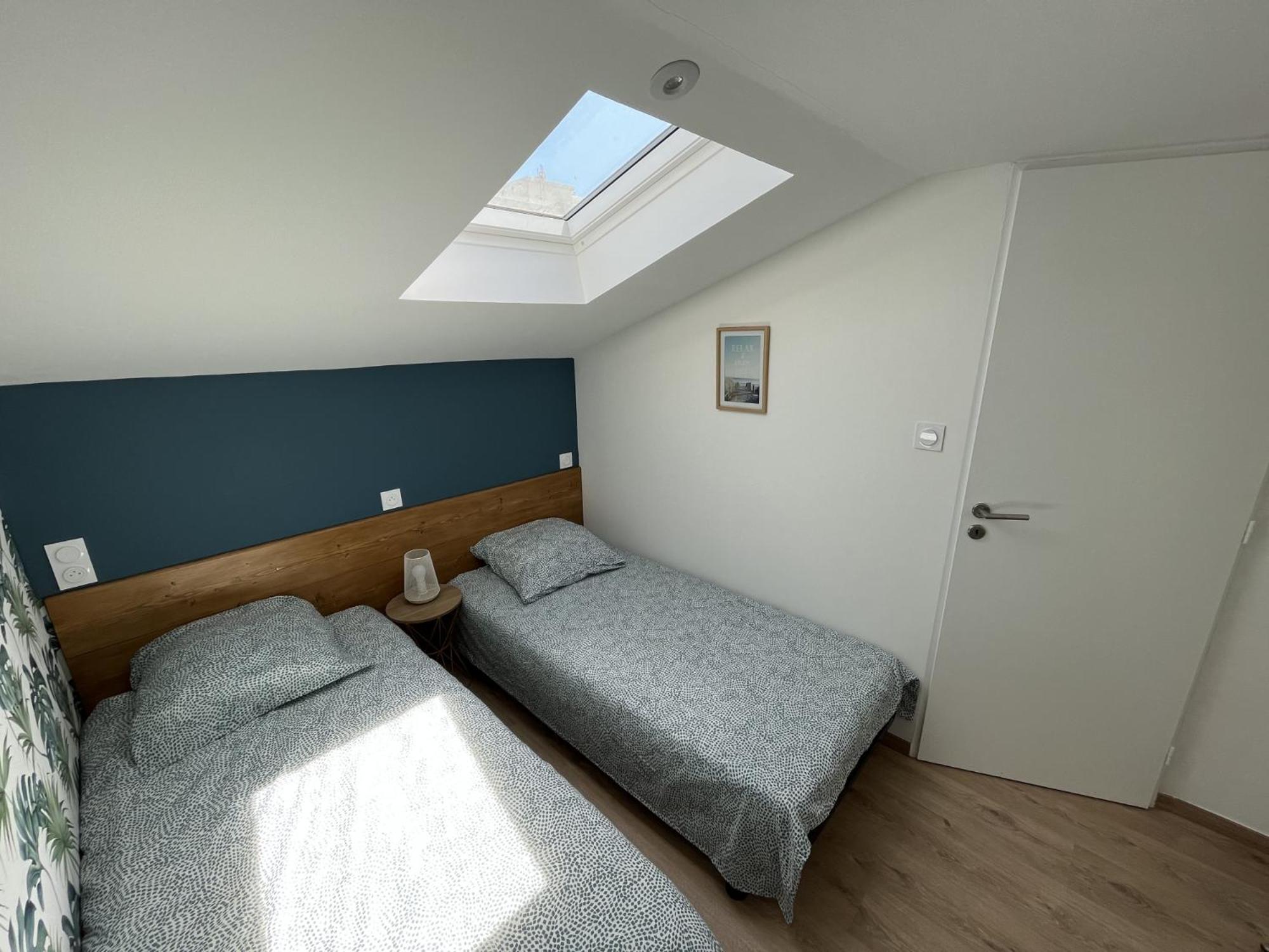 Duplex Centre Ville - 50M De La Plage - Clim - Garage - Netflix Le Grau-du-Roi Habitación foto