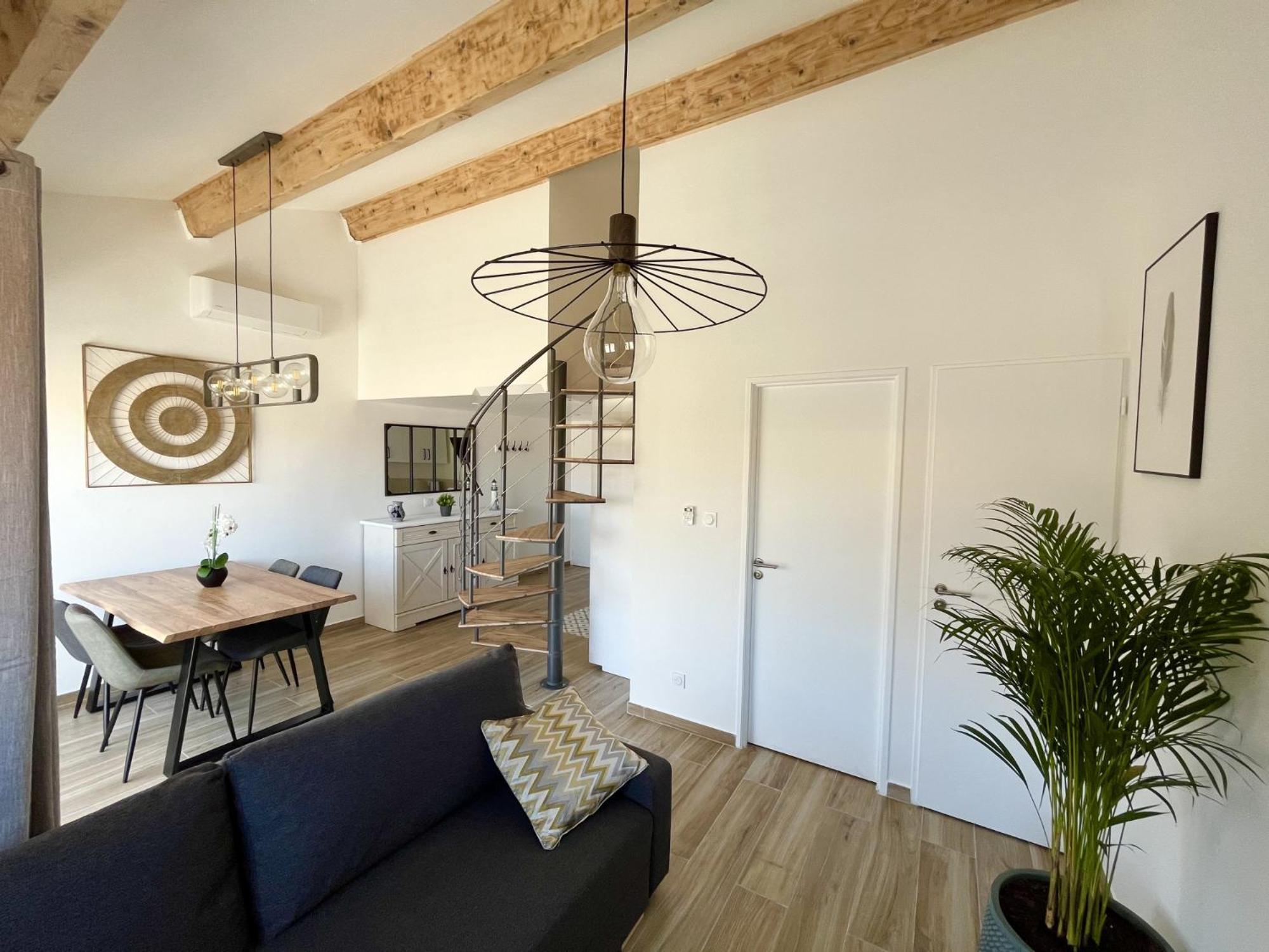 Duplex Centre Ville - 50M De La Plage - Clim - Garage - Netflix Le Grau-du-Roi Habitación foto